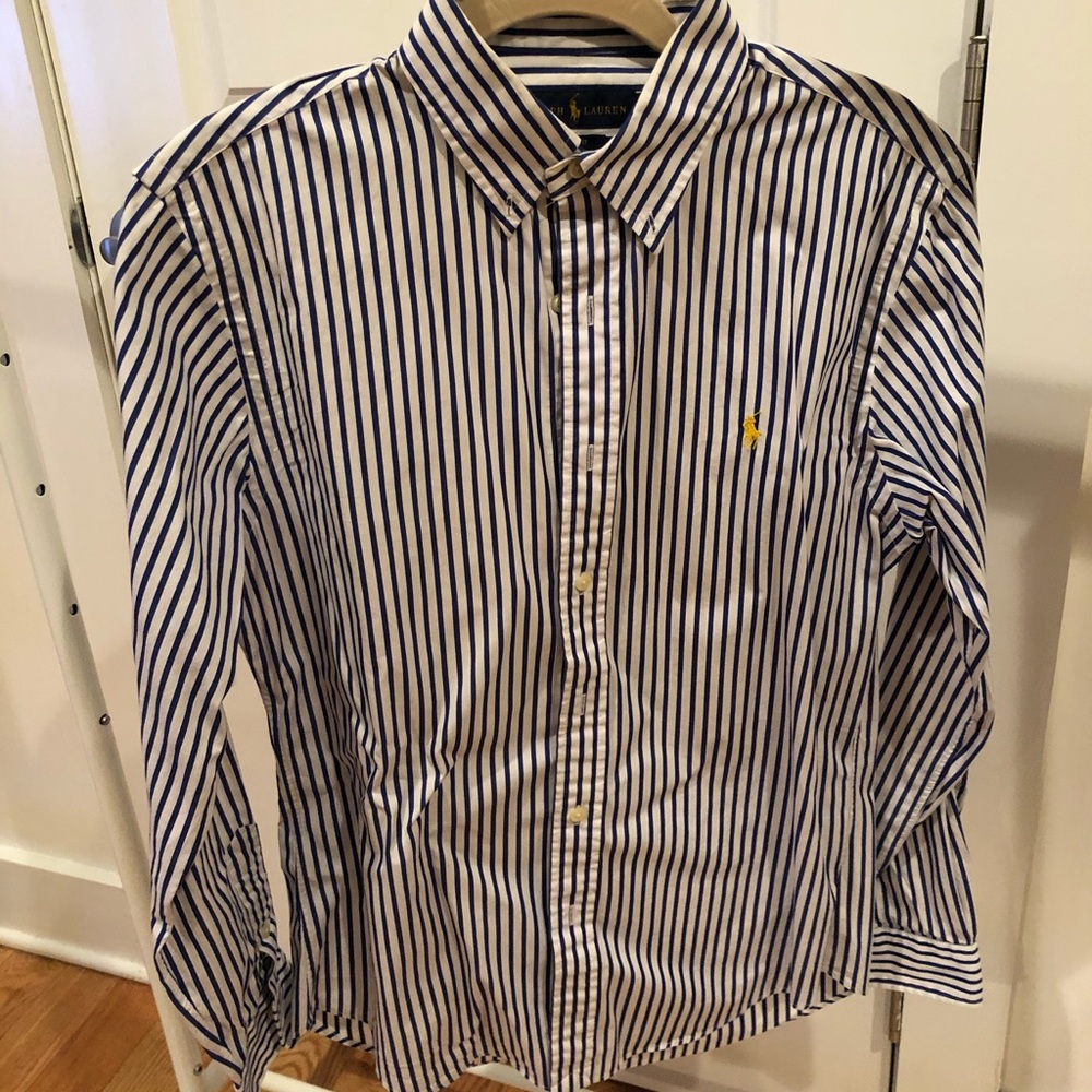 Ralph Lauren bottom down size M slim fit